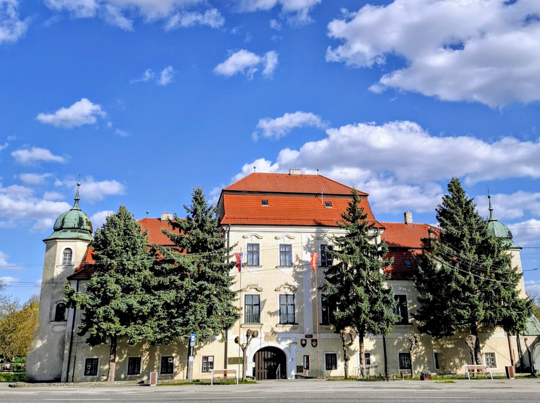 Nyáryovský kaštieľ